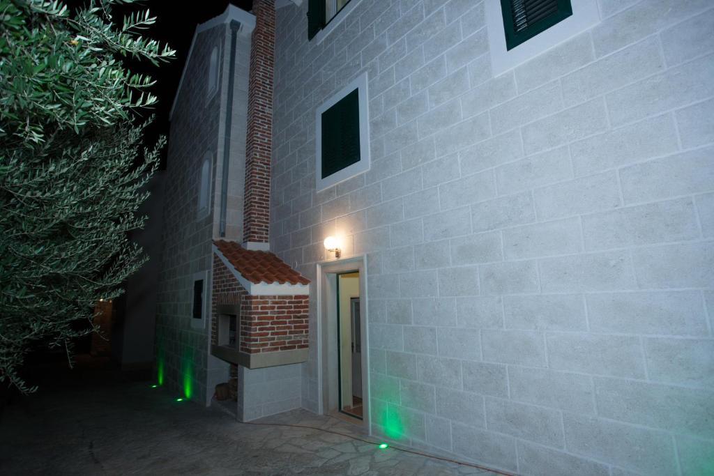 Apartment Agava-mirjana Omiš