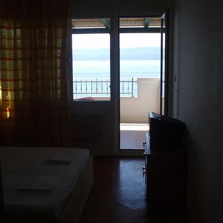 Apartments Agava-Mirjana Omiš Cameră foto