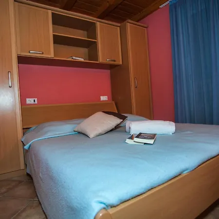 Apartments Agava-Mirjana Omiš Cameră foto