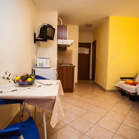 Apartments Agava-Mirjana Omiš Cameră foto