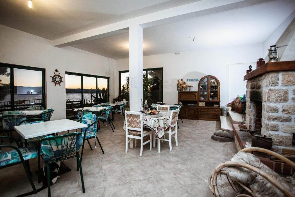 Agava-mirjana Apartament *